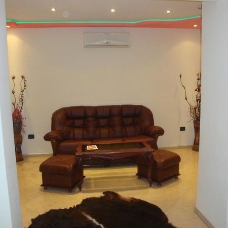 Family Hotel Niagara Warna Zimmer foto