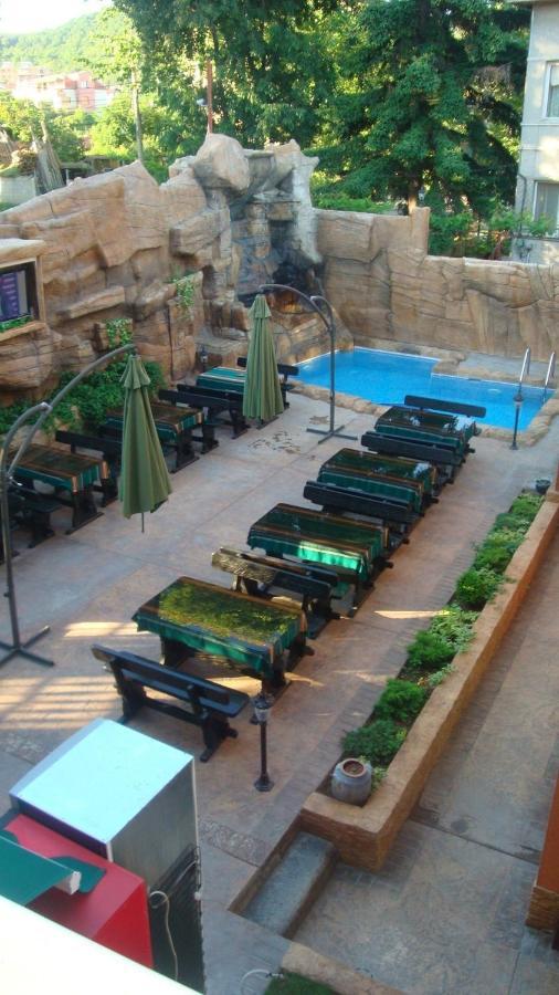 Family Hotel Niagara Warna Exterior foto