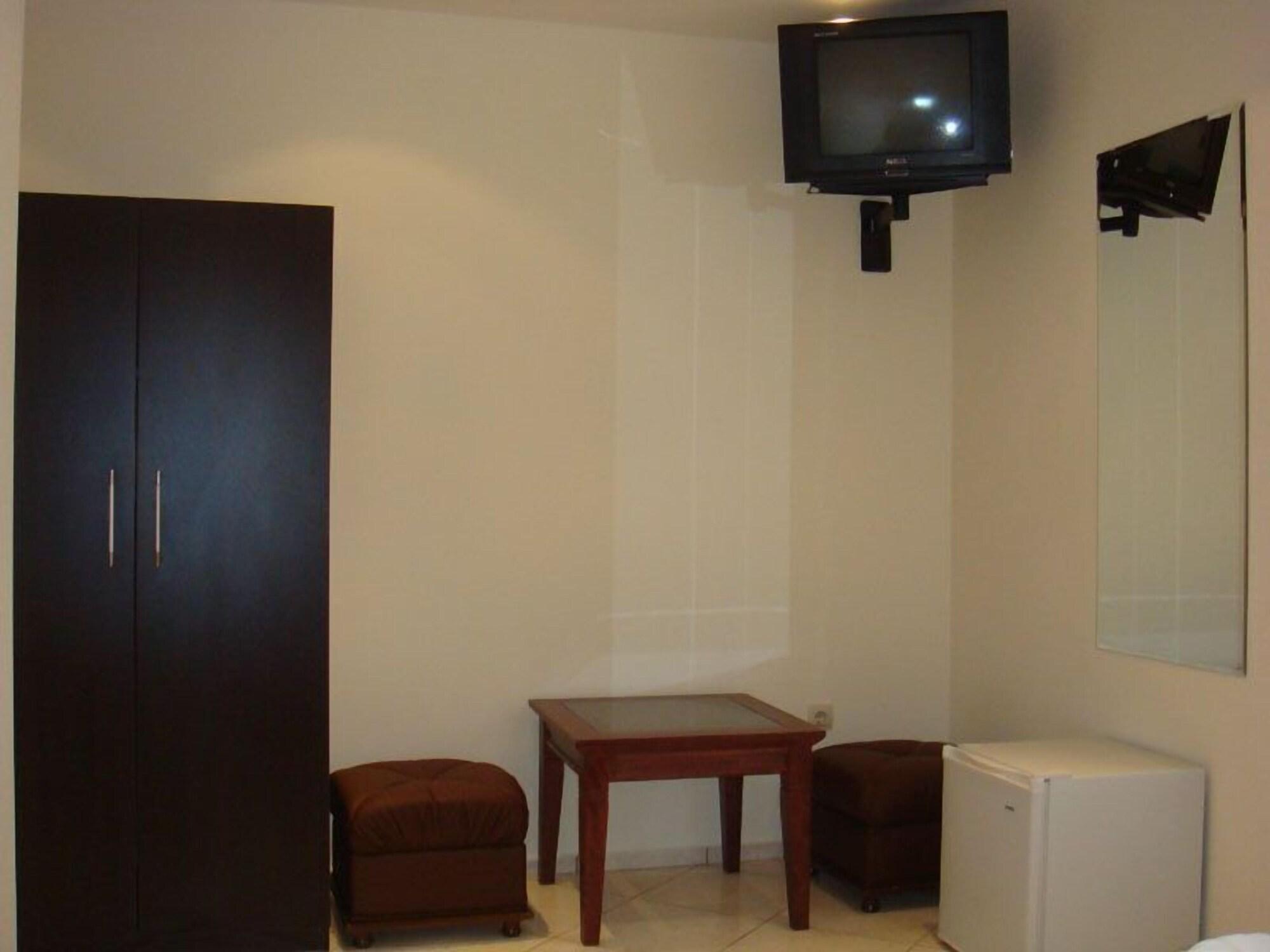 Family Hotel Niagara Warna Exterior foto