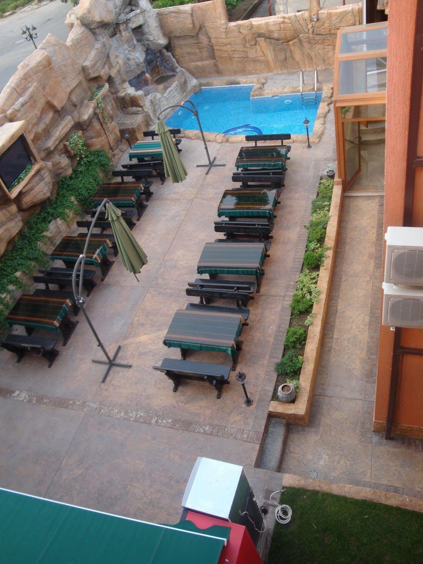 Family Hotel Niagara Warna Exterior foto